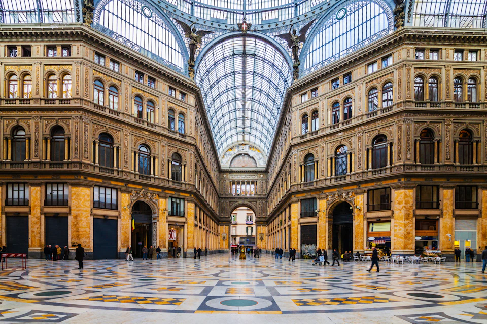 Naples and Pompeii one-day intelligent tour from Rome
