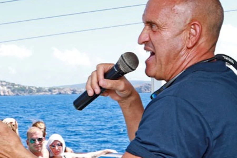 Glass Bottom Boat Tour from Santa Ponsa