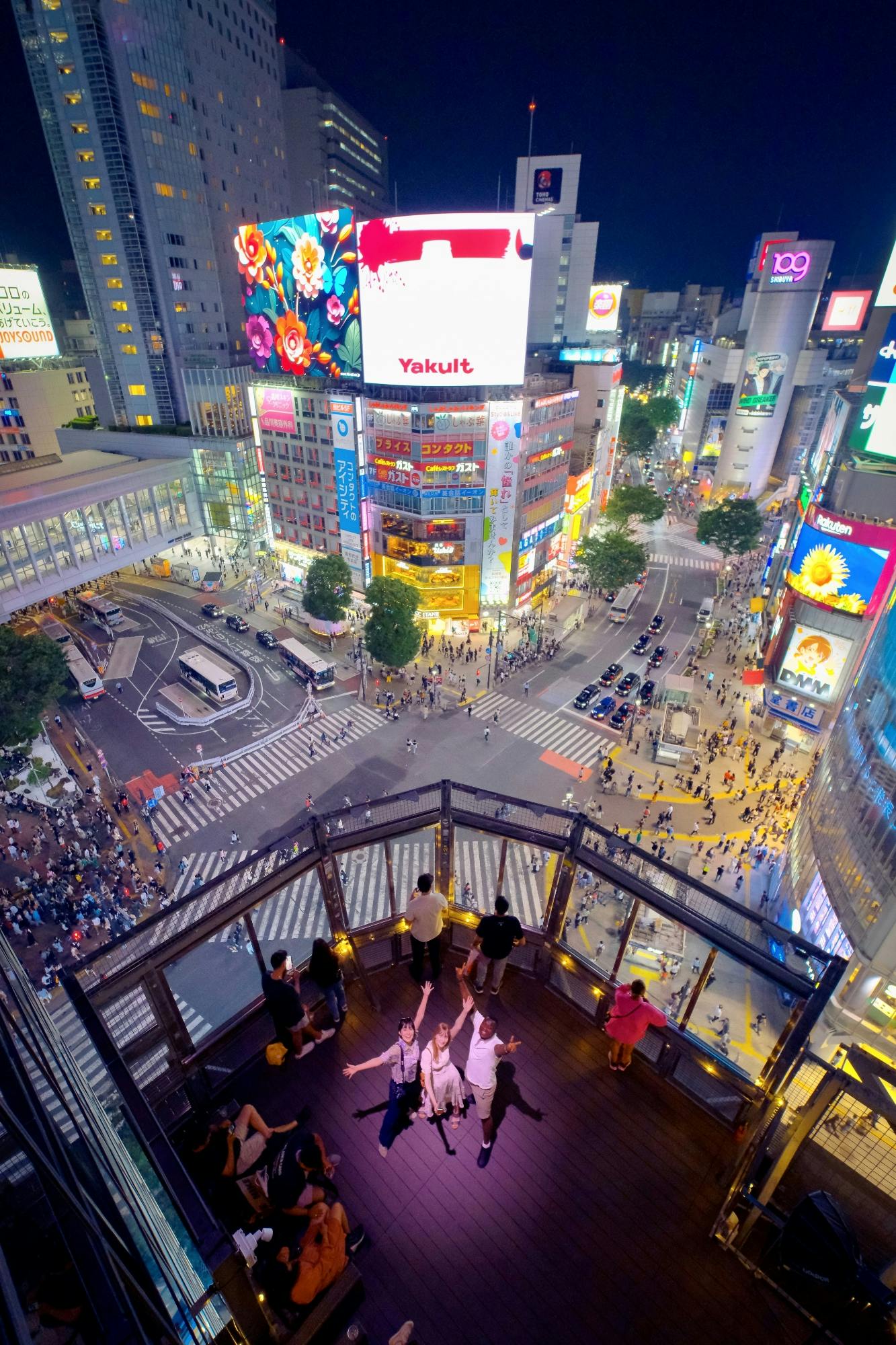 MAGNET by SHIBUYA109 - Crossing View & Rooftop Lounge MAG8: Admission Ticket + 1 Drink