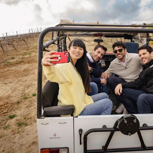 Lisbon: Guided Wine Tour & Tasting + 4WD Jeep Vineyards Experience - Photo 3