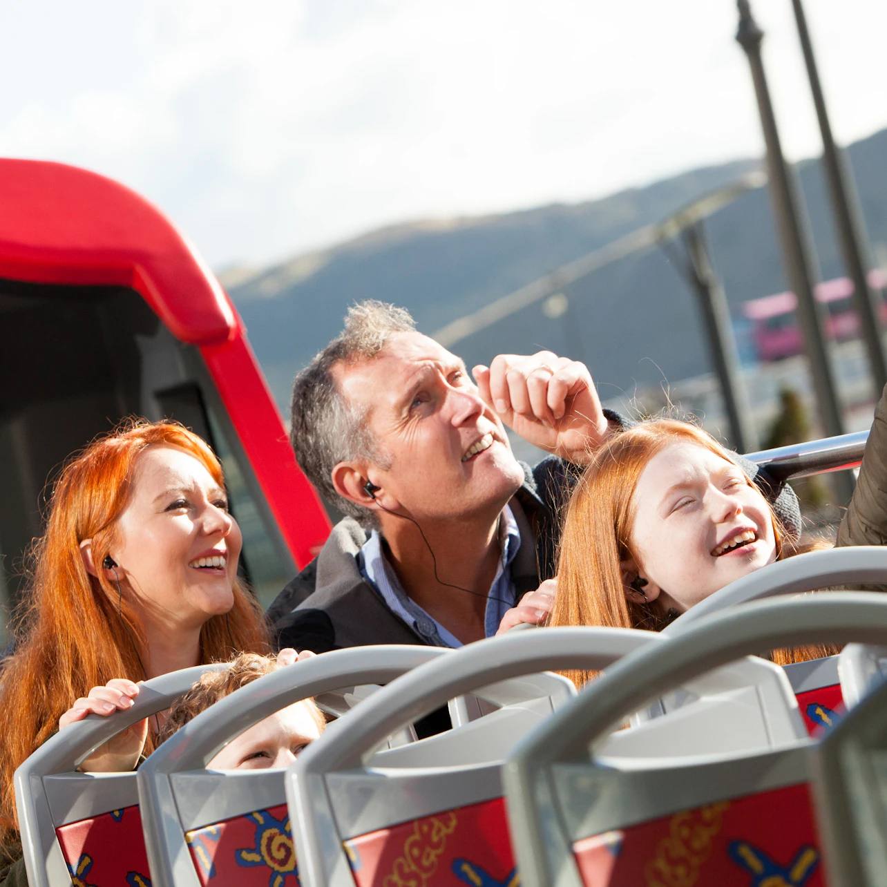 Edinburgh Bus Tour Hop-On Hop-Off in Edinburgh β Tiqets