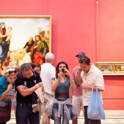 Uffizi Gallery: Reserved Entry + Small Group Guided Tour 4