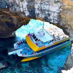 Comino and Gozo: Blue Lagoon Day Trip in destination