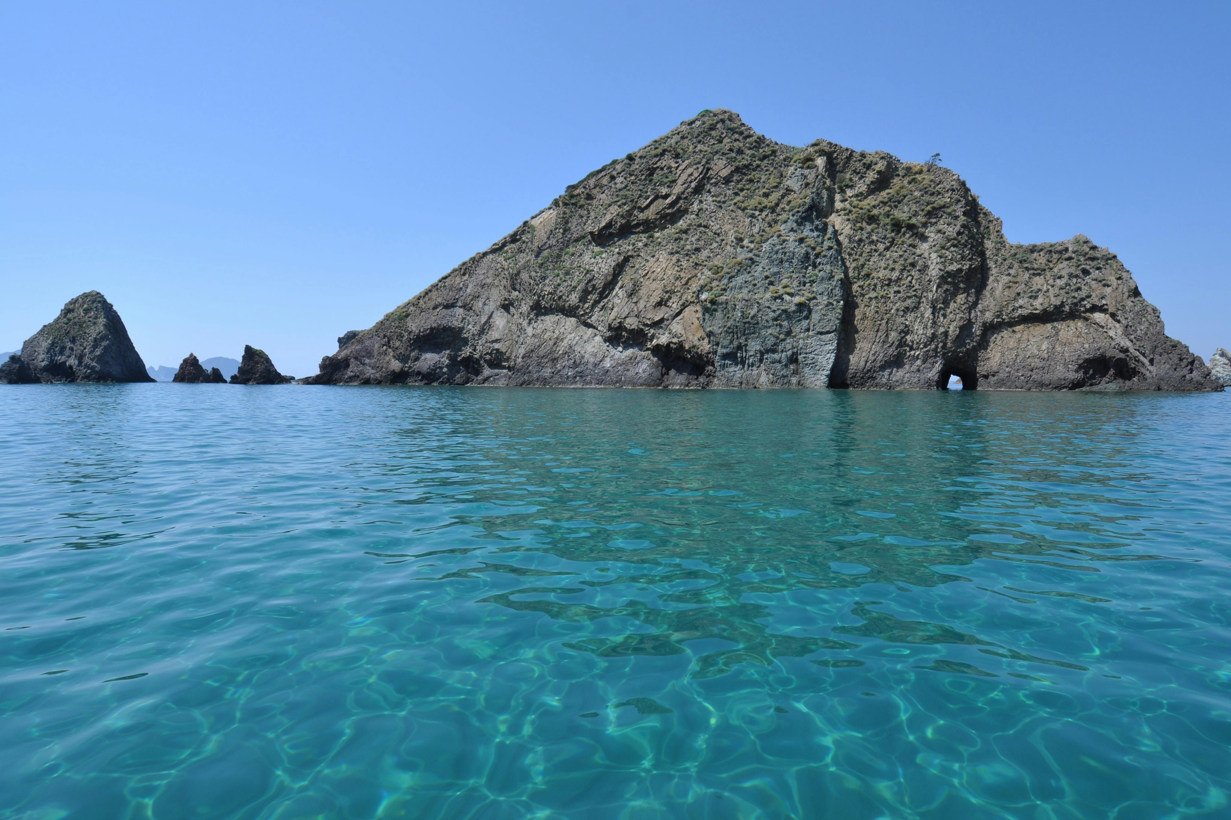 Non hai fornito alcun testo da tradurre. Per favore, fornisci il testo che vuoi tradurre.