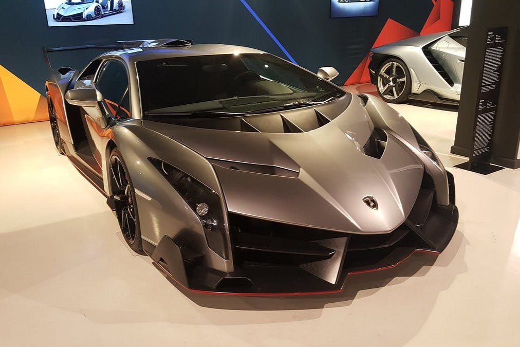 Bologna: Lamborghini Museum Guided Tour + Entry Ticket 4