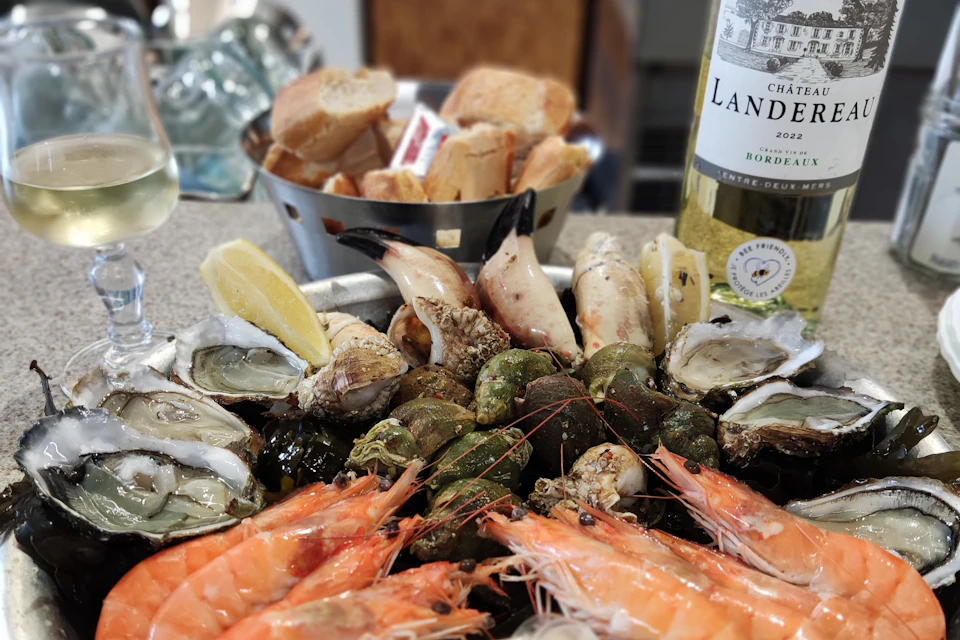 Discover the seafood of the region.