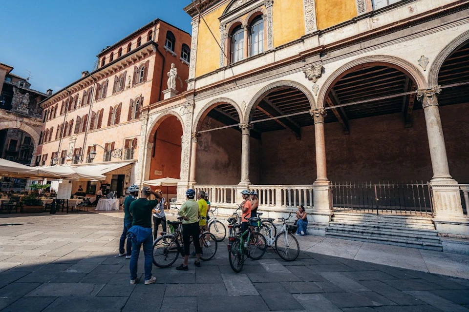 stop in a main square