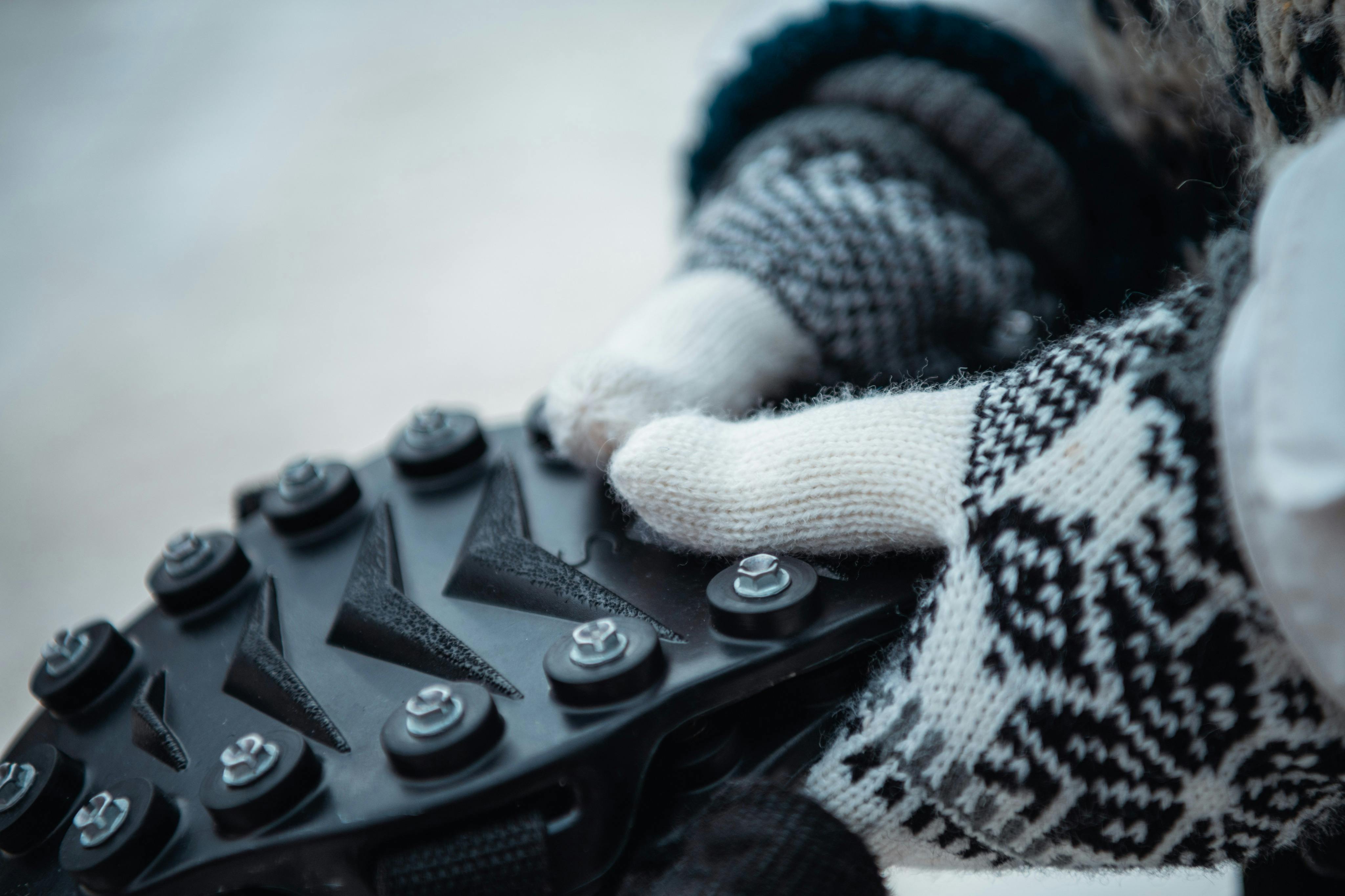 We provide sturdy ice cleats