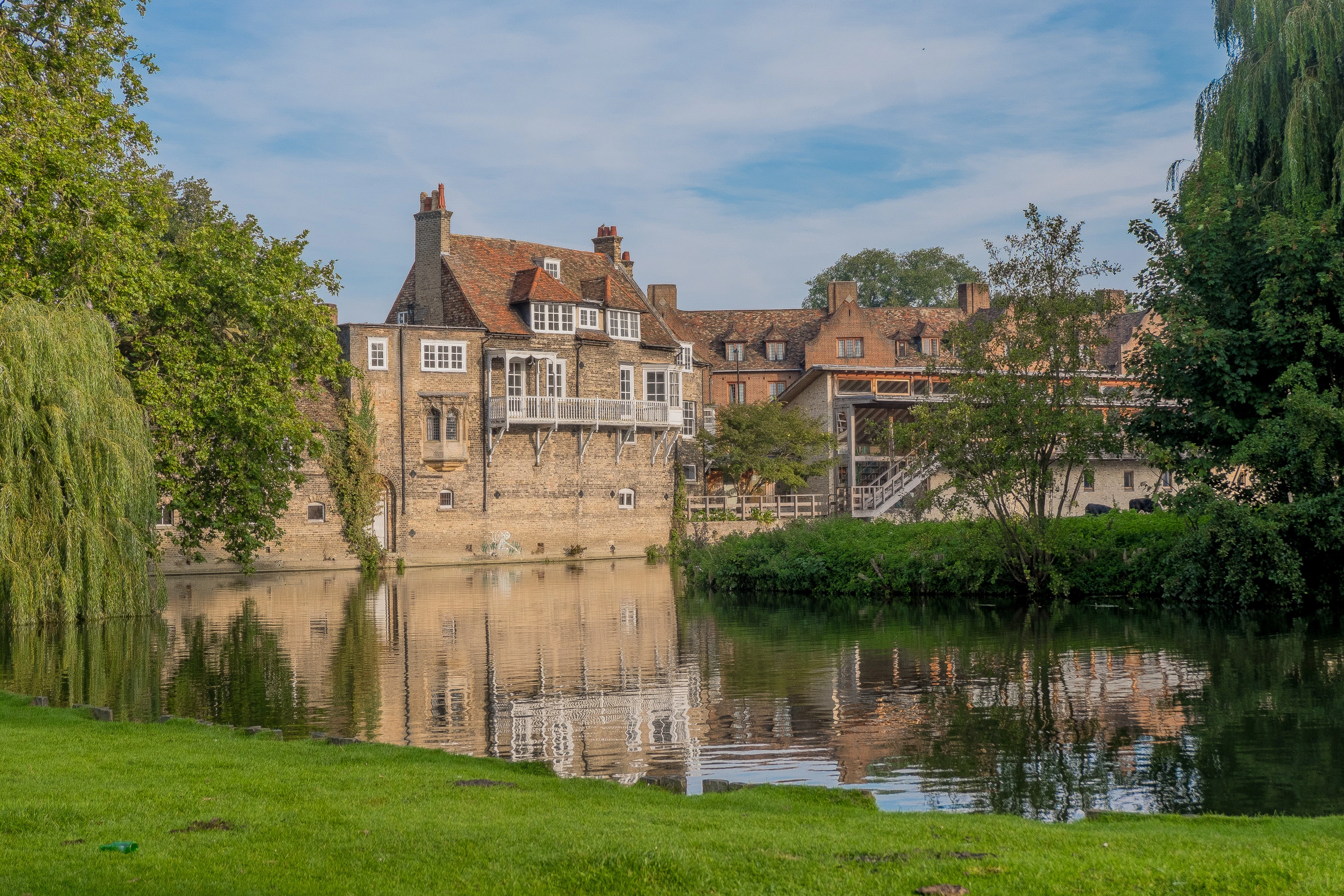 Cambridge University Walking Tour