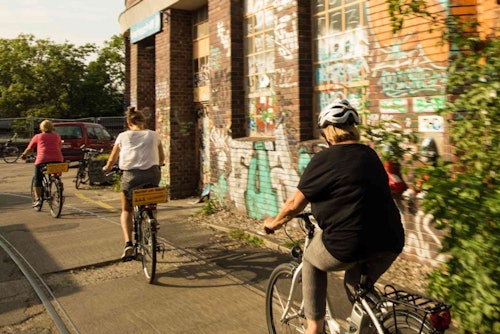 Berlin: Alternative Bike Tour
