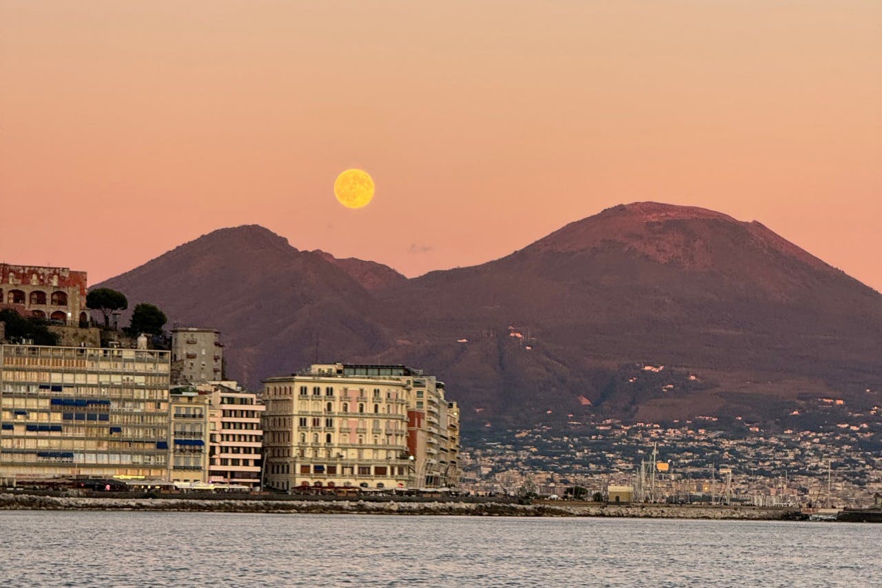 Napoli: Tour privato in barca — 4