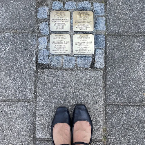 Amsterdam: Anne Frank Walking Tour with Audio & Video Guide - Photo 2