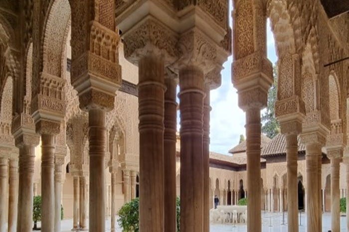 알함브라 사자 궁전