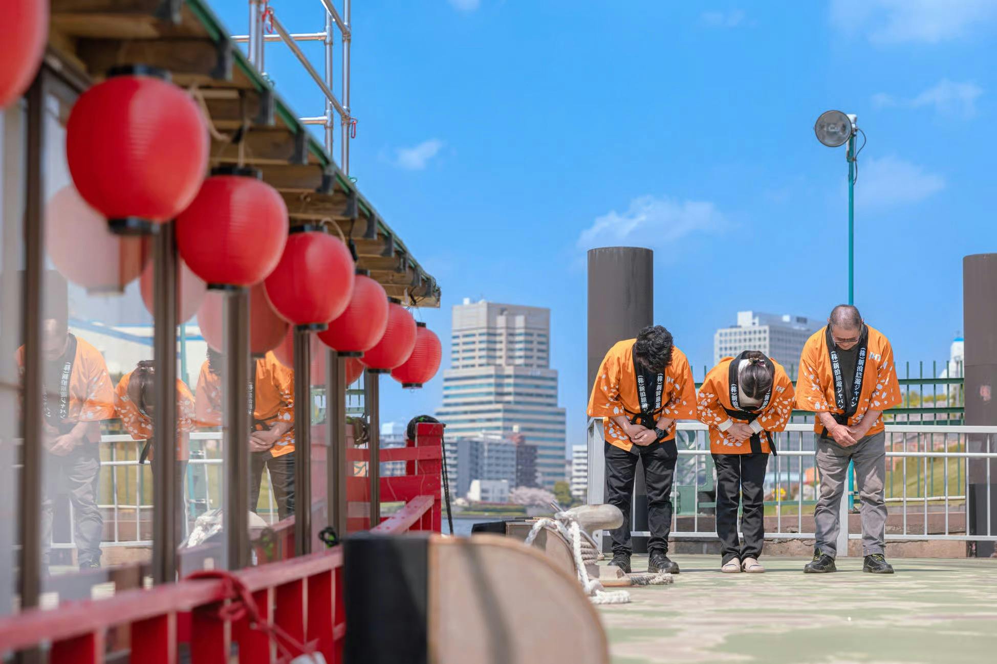 Baia di Tokyo: Tour Yakatabune in barca + spettacolo dal vivo + pasto — 6