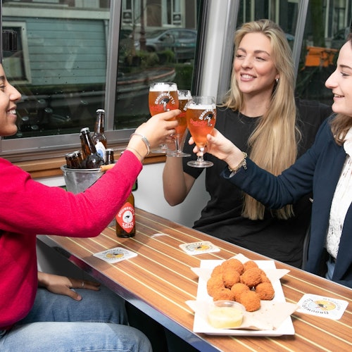 Amsterdam: Canal Cruise with Beer Tasting by Brouwerij 't IJ