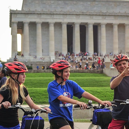 ワシントンDCモニュメントと記念碑のバイクツアー(即日発券)