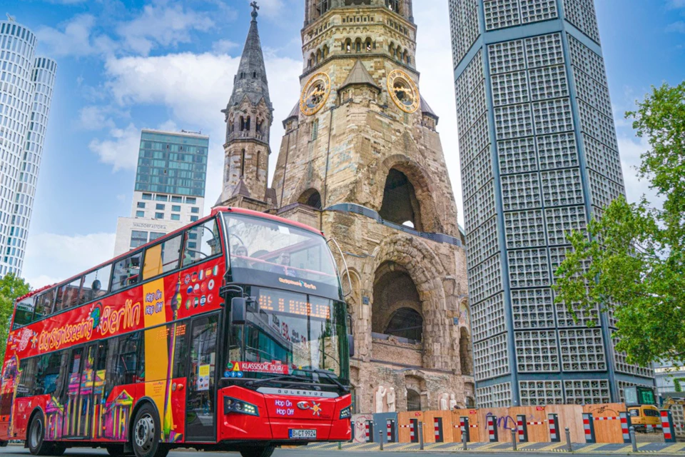 Hop-On Hop-Off Bus