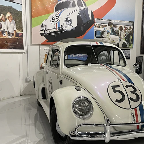 Museu do Automóvel de Orlando no Parque de Ação Dezerland - Photo 5
