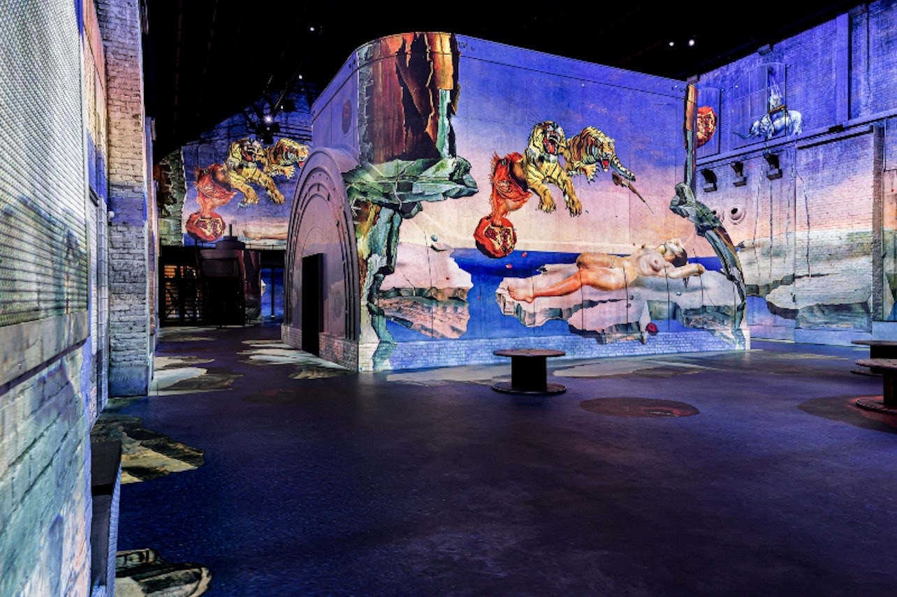 Fabrique des Lumières: Dalí & Gaudí - Accommodations in Ámsterdam