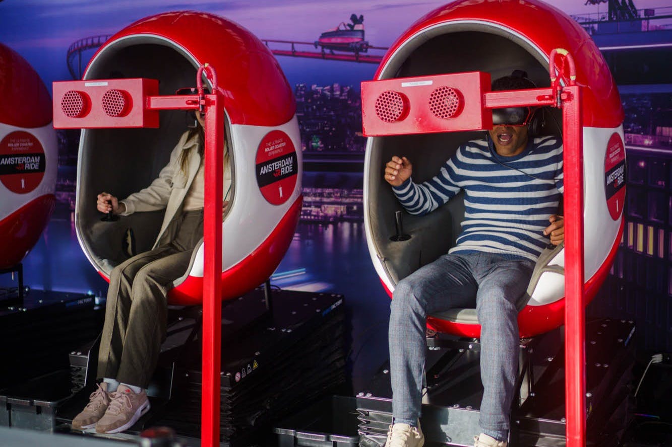 Βόλτα με τρενάκι του λούνα παρκ VR