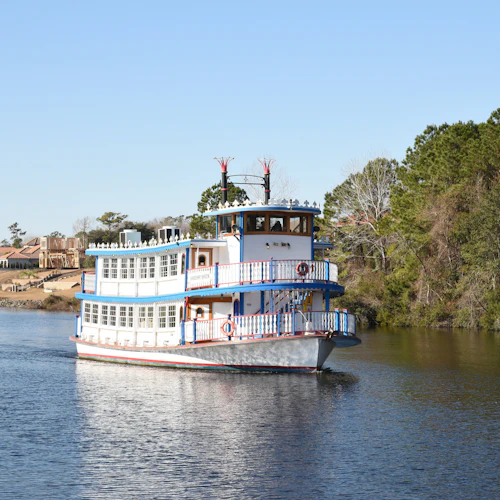 Barefoot Queen Sightseeing Cruise