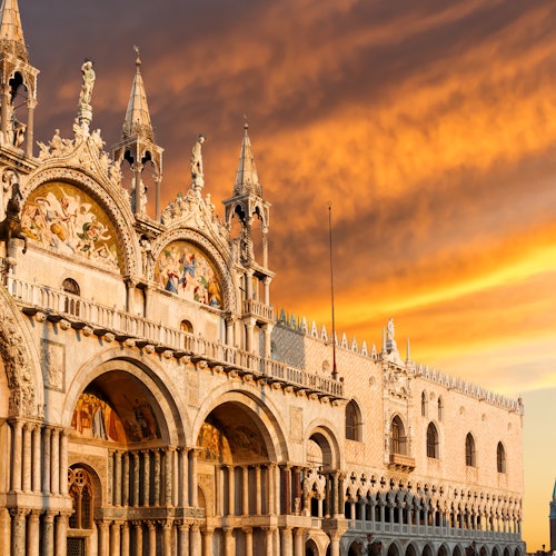 St. Mark’s Basilica: Skip The Line Entry Ticket with Terrace + Guided Tour
