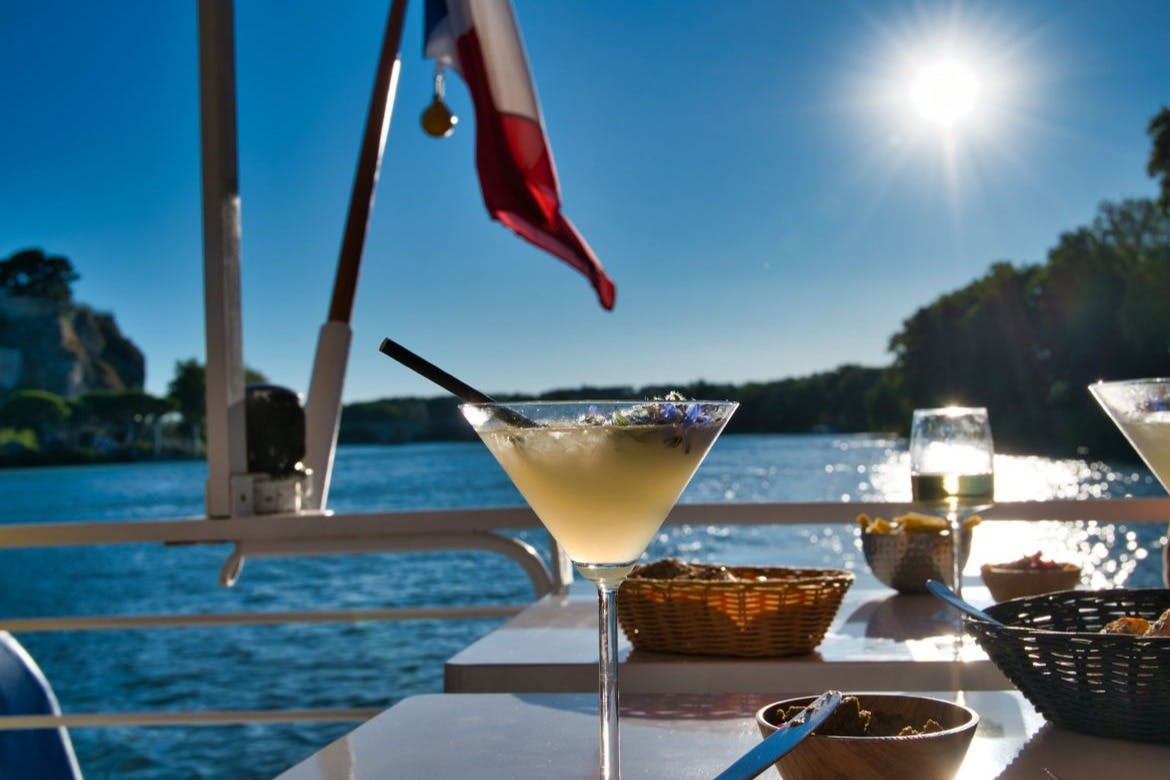 A unique restaurant cruise experience