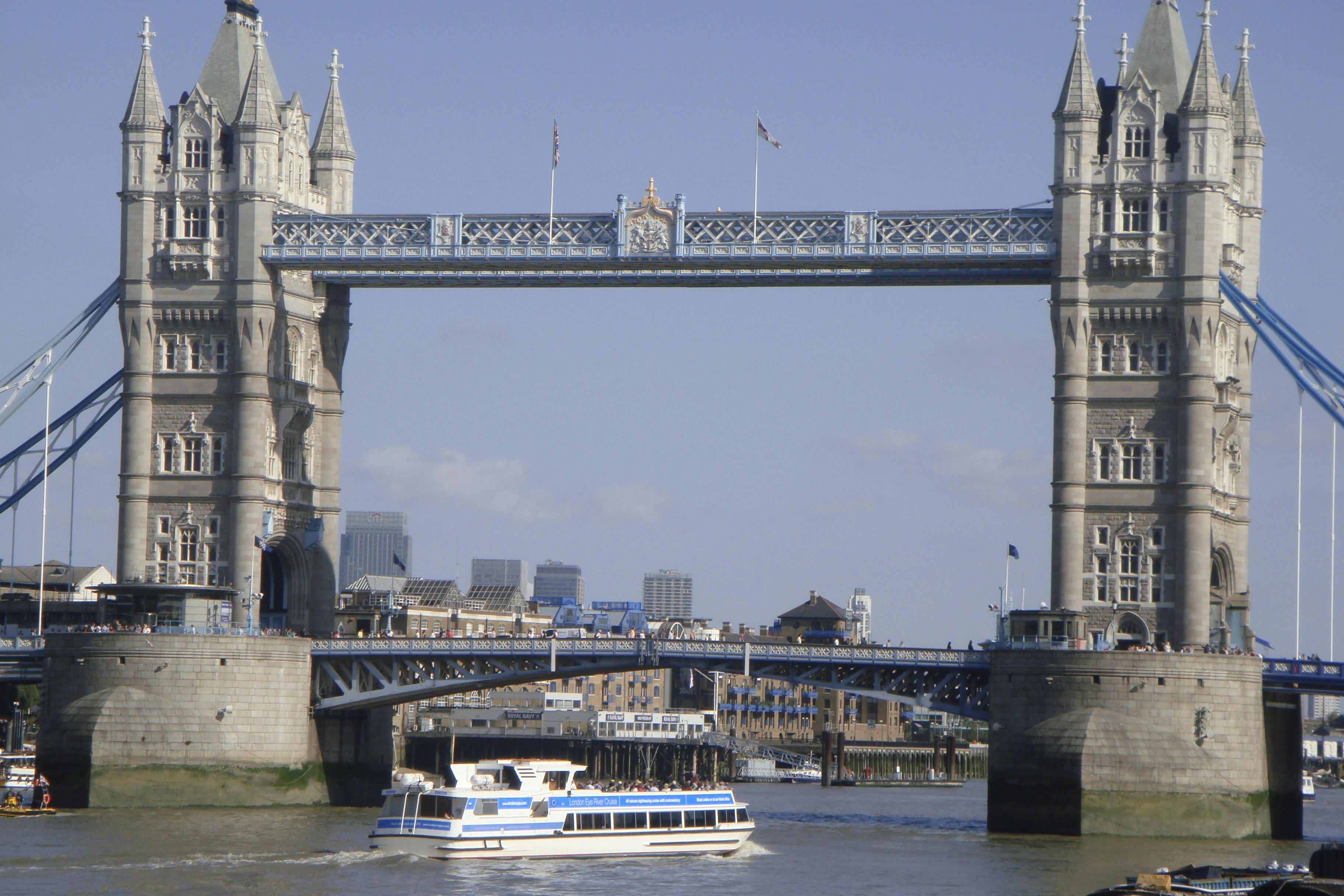 伦敦塔桥