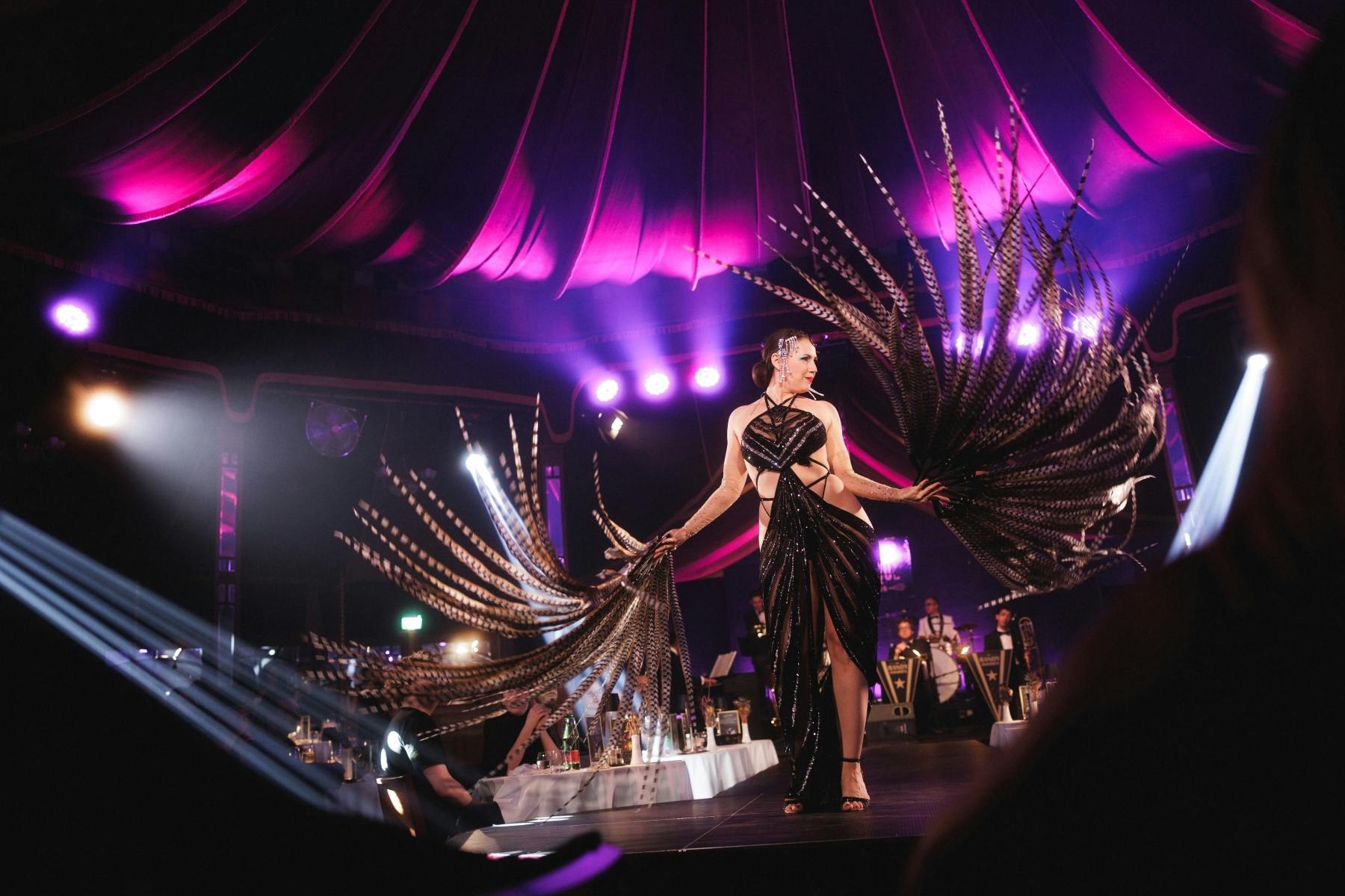 Teatro Mirage: Clube de Jantar Burlesco - Photo 20