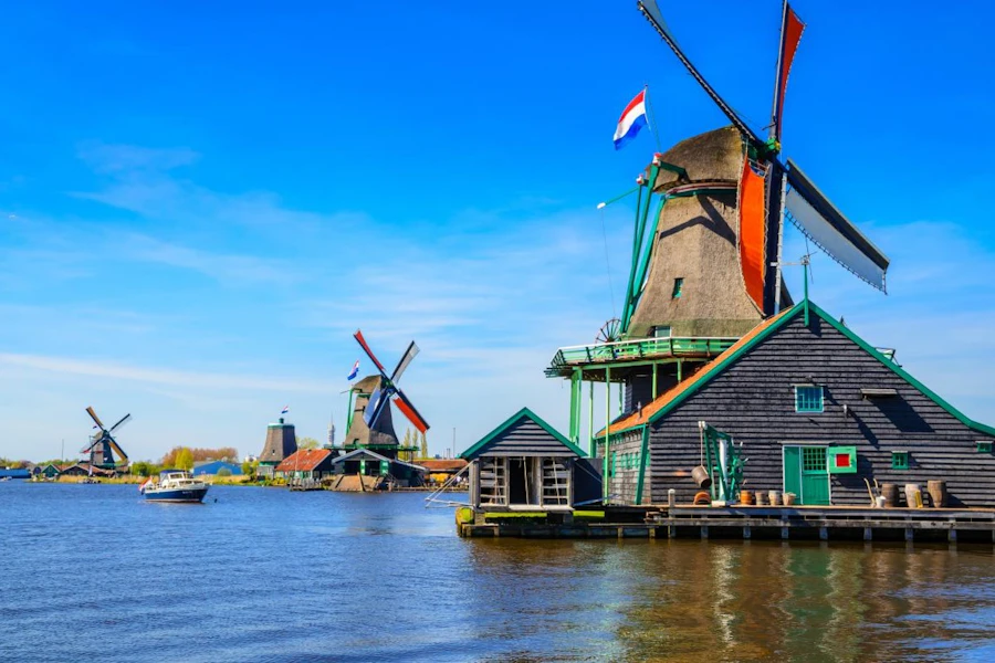 Zaanse Schans und Volendam Tagesausflug ab Amsterdam mit Käseverkostung und Holzschuhvorführung