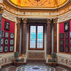 Uffizi Gallery & Vasari Corridor: Reserved Entry + Guided Tour 5