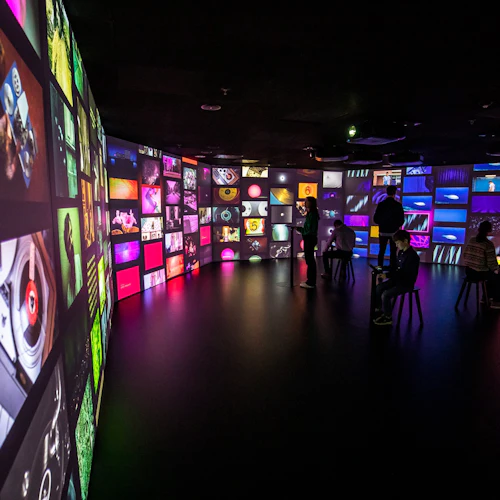Eye Film Museum: bilhete de entrada - Photo 2