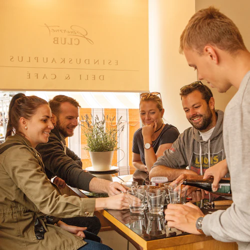 Tallinn: Guided Food Tour