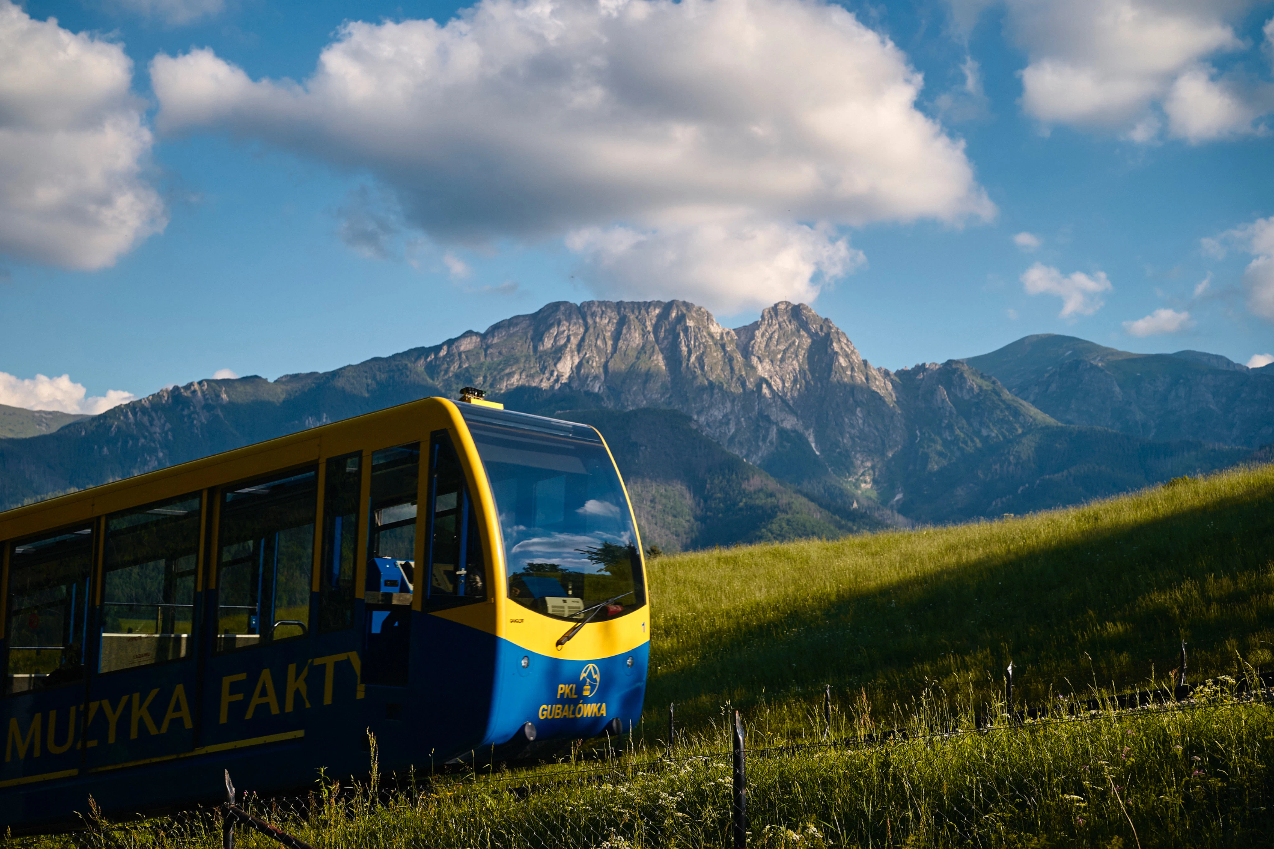 Zakopane: Private Car Tour + Roundtrip Transfer