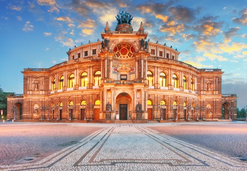 Semperoper & Dresden Old Town: German Guided Tour