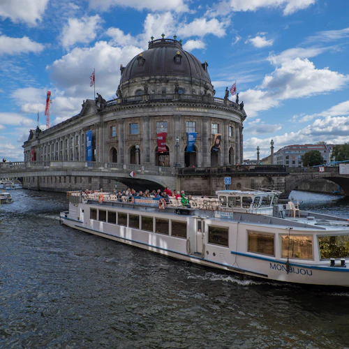 Berlin: 3.25-Hour Bridges Boat Tour Ticket - Photo 2