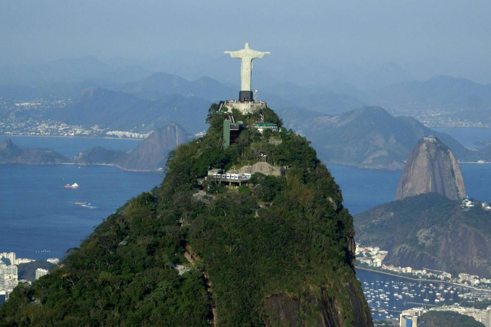 Rio de Janeiro: Guided City Tour + Cable Car & Train Ticket + Lunch + Transfers