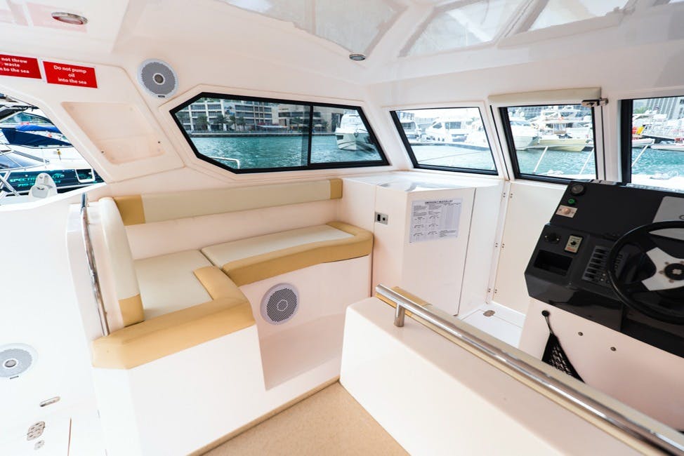 Centaurus Charter - 36 Ft Yacht - Thunder