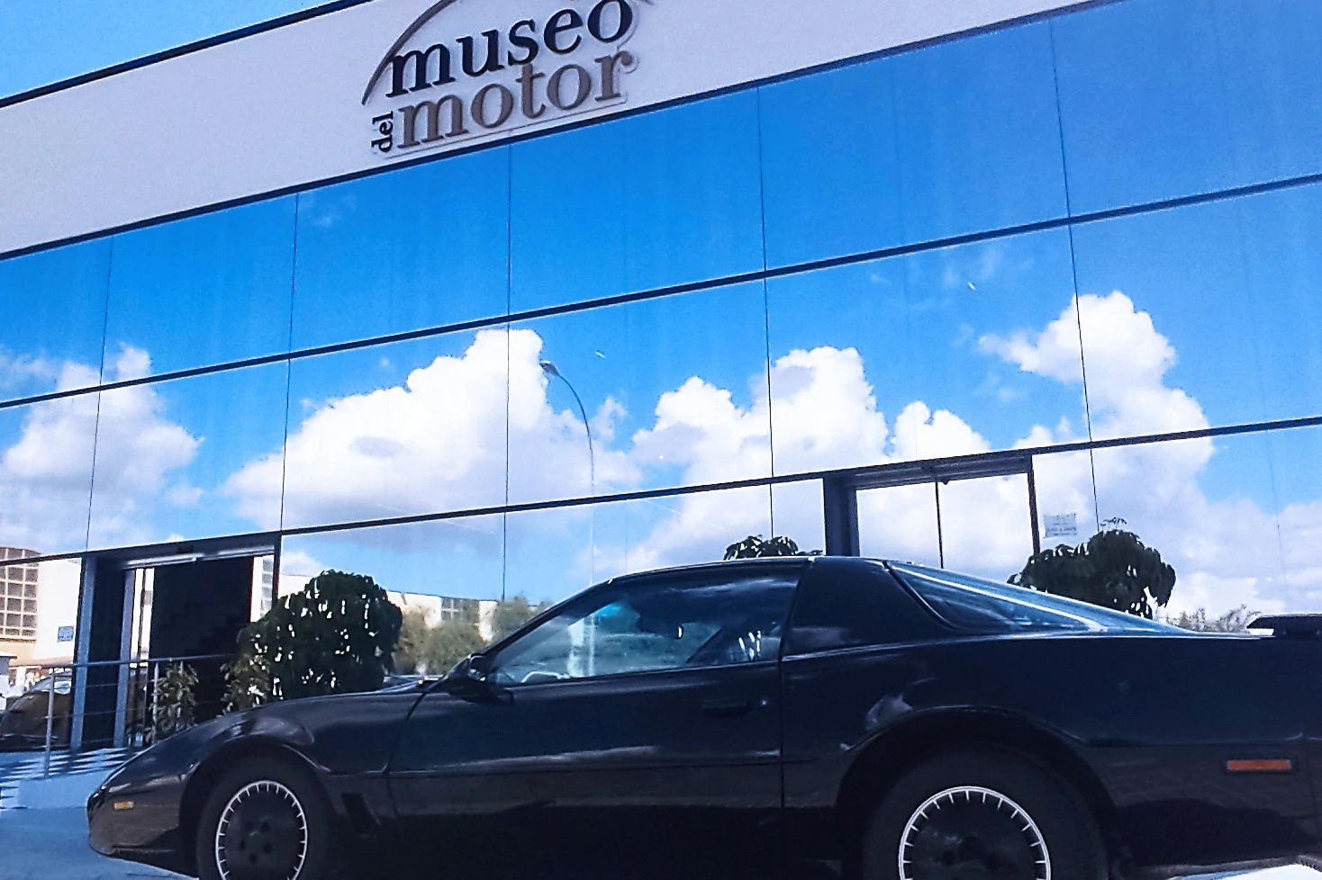Motor Museum Benidorm: Entry Ticket + Audio Guide