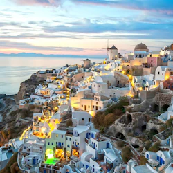 Day Tour to Akrotiri from Santorini with Sunset in Oia 2