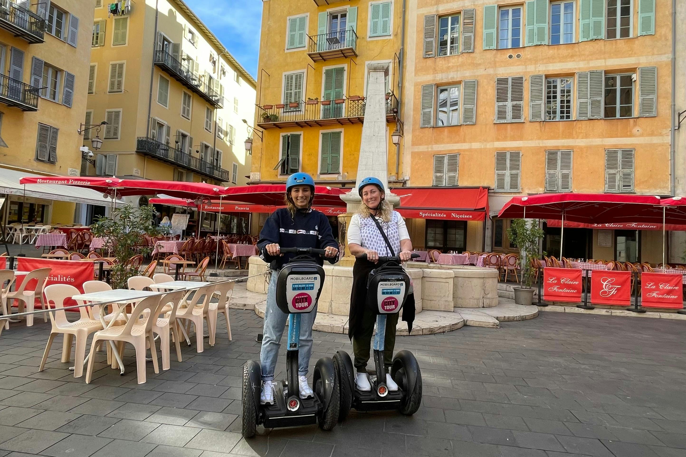 로제티 광장과 아름다운 색을 만나보세요.