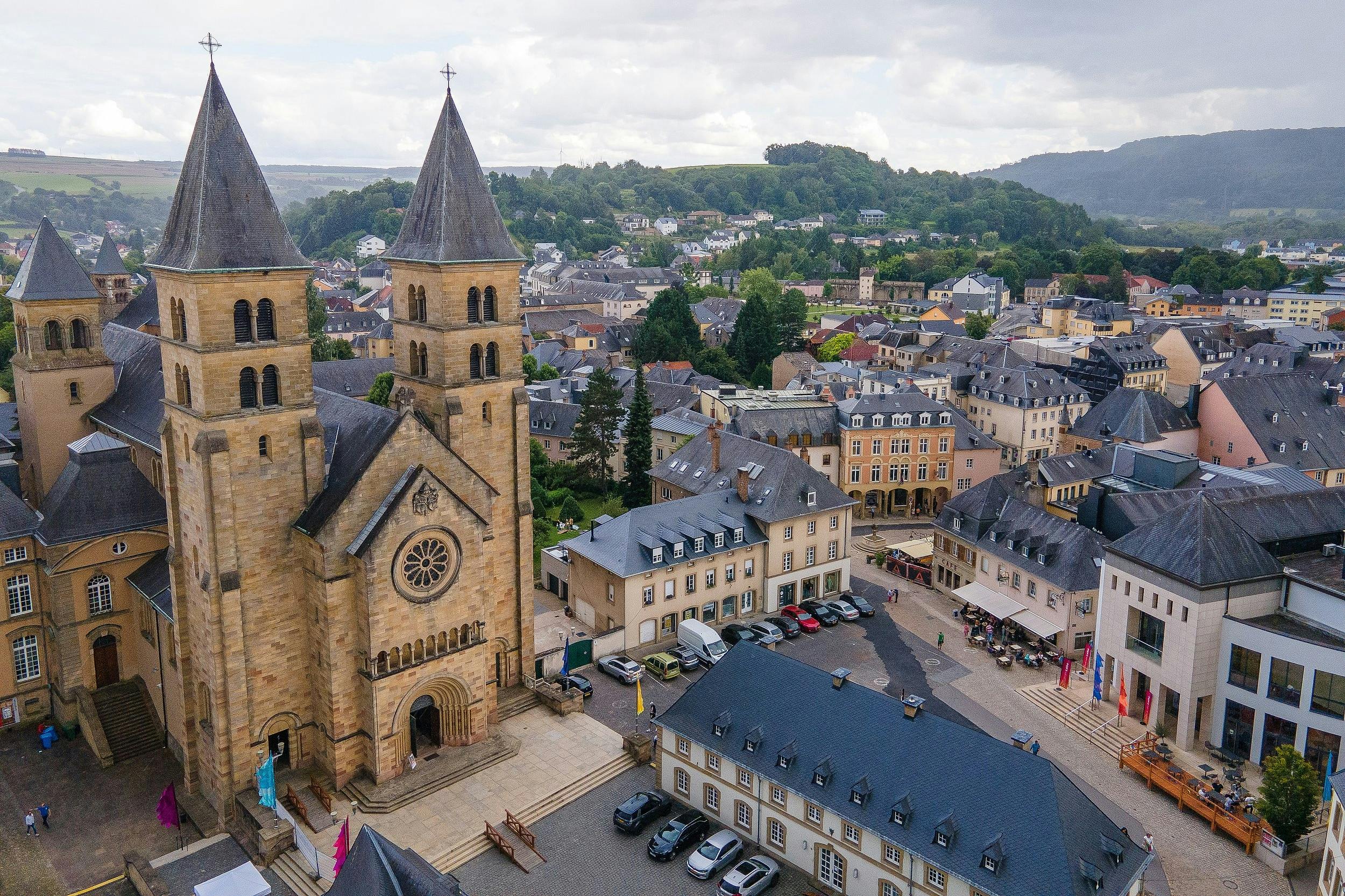 Luxembourg: Nature and Castle Day Tour