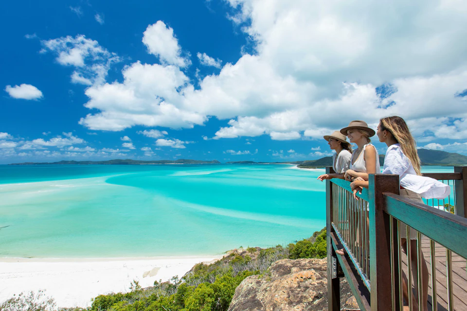 Hill Inlet lookout