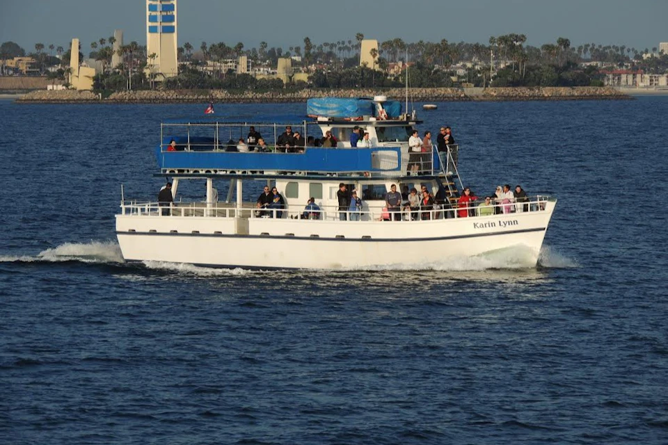 Long Beach 45-Minute Narrated Harbor Tour
