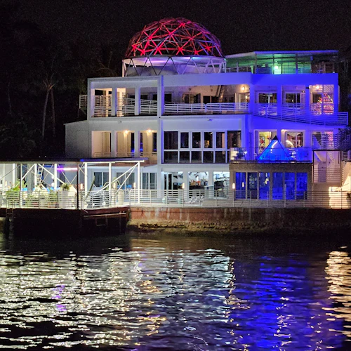 Miami: Cruzeiro com fogos de artifício na véspera de Ano Novo com brinde de champanhe e DJ ao vivo - Photo 9