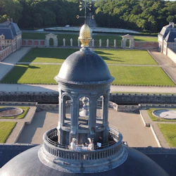 Château de Vaux-le-Vicomte: Entry Ticket + Roundtrip Transfer from Melun 3