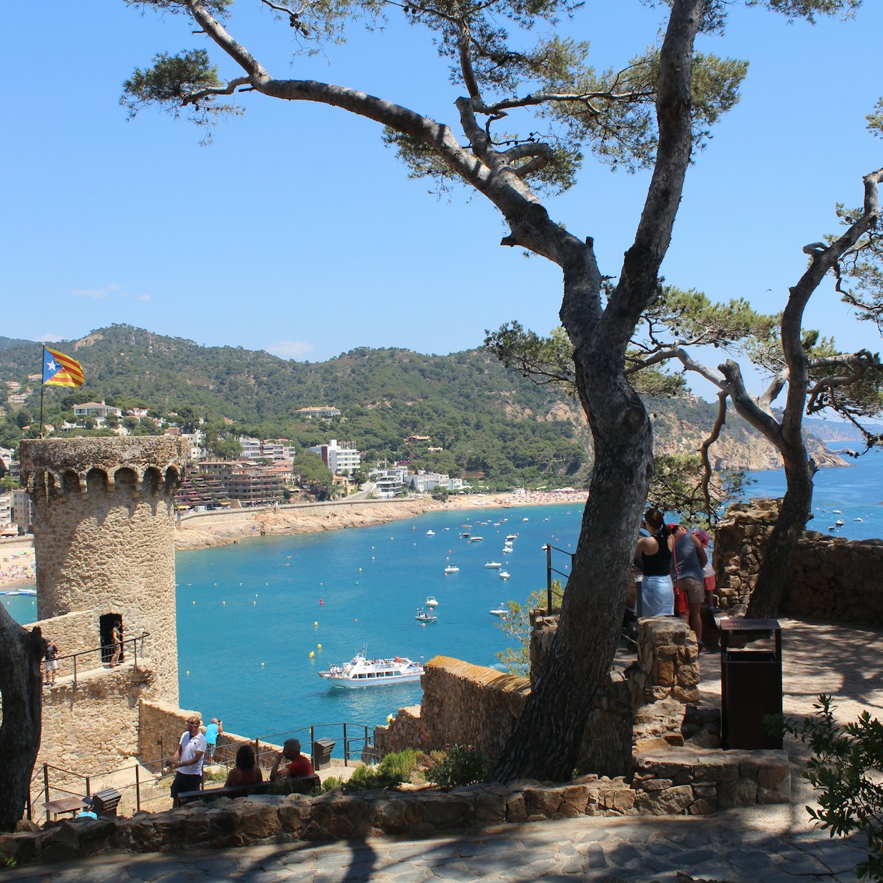 Tour from Barcelona to the Costa Brava with a Boat Ride - Accommodations in Barcelona