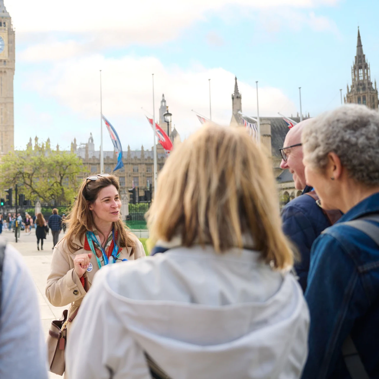 London: Full-Day Walking Tour + River Cruise