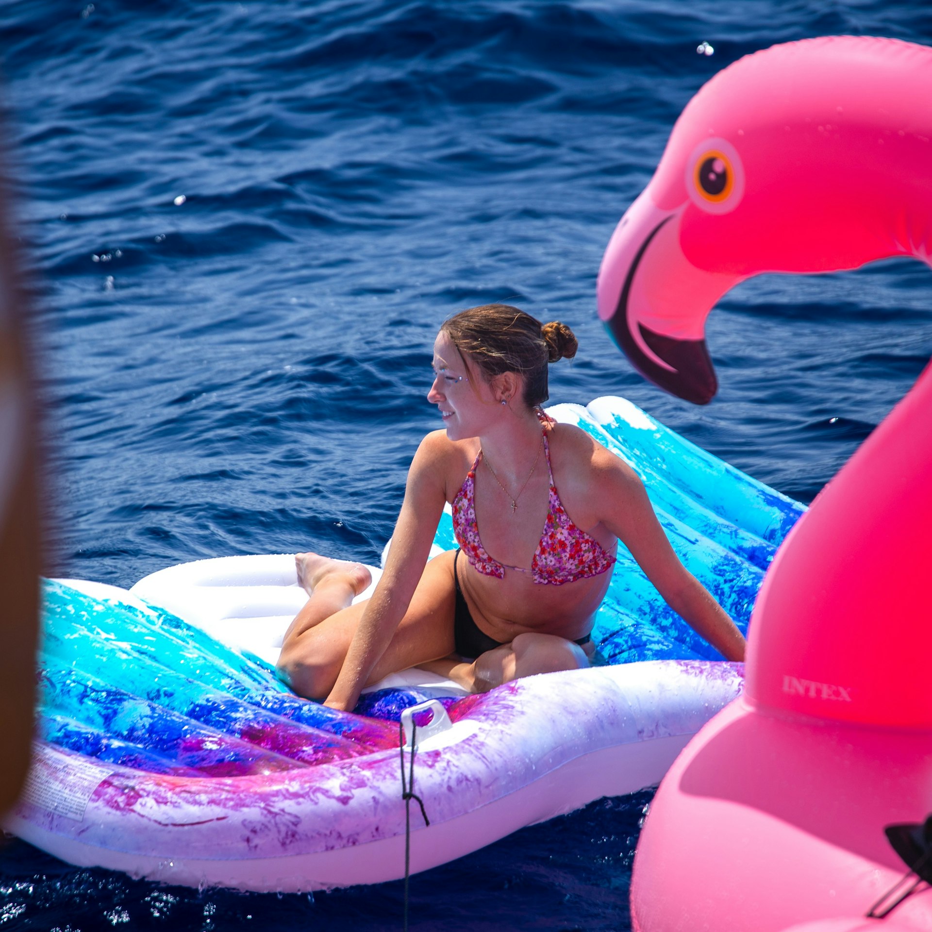 Barcelona: Sailing + Snorkeling + Drinks