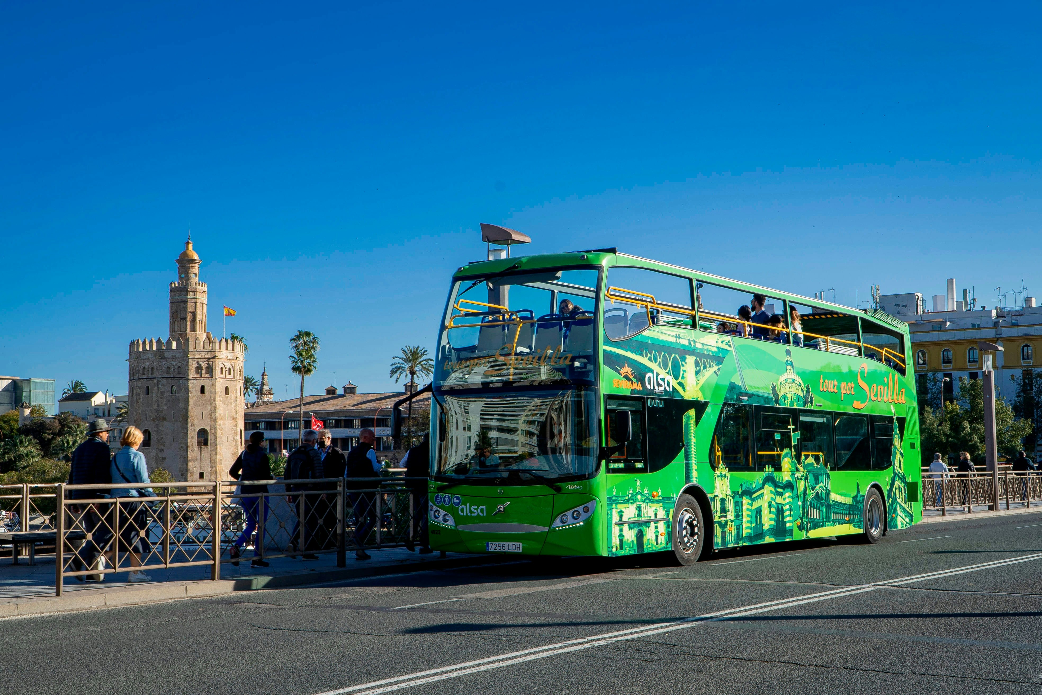 Seville: 24-Hr Hop-on Hop-off Sightseeing Bus Tour